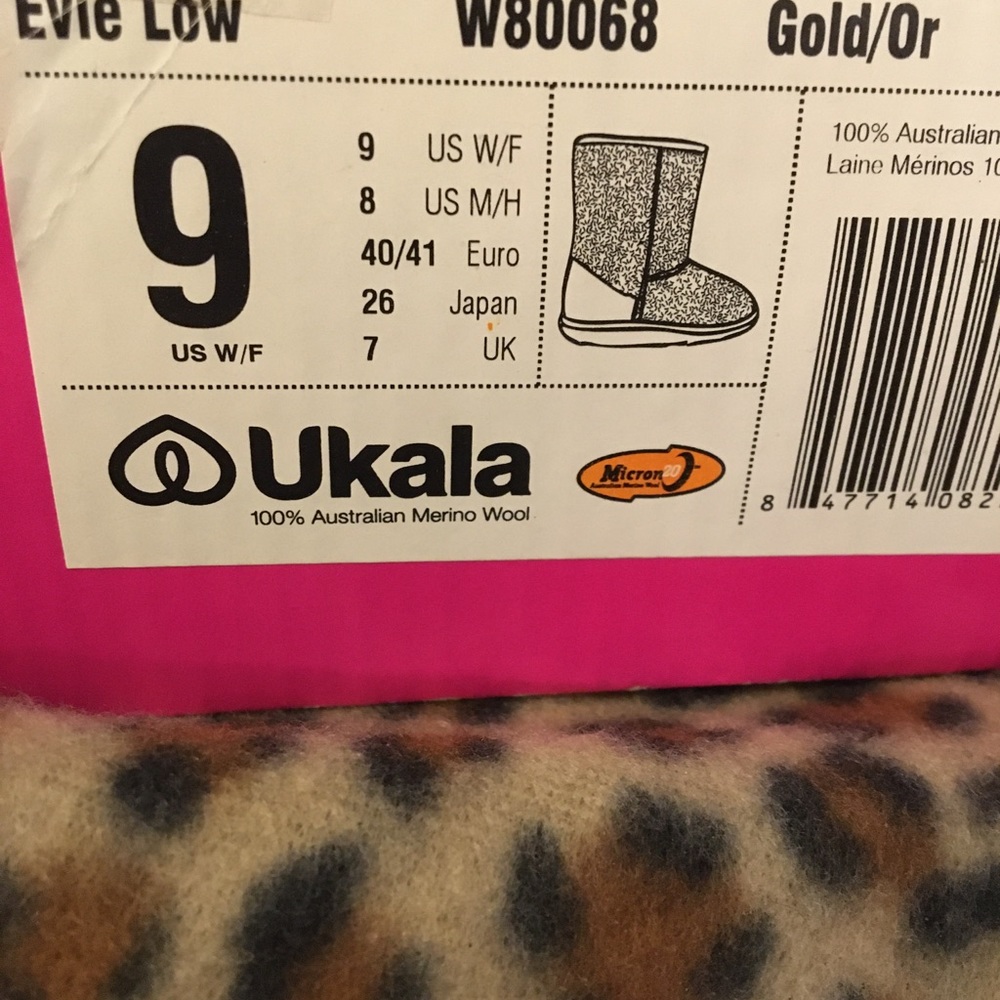 Ukala Gold Suede Evie Boot (Low) Sz 9M-EUC 100% Merino Wool Lining- See Details - Picture 11 of 12